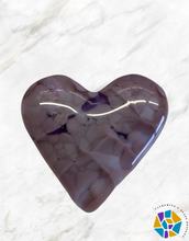 Load image into Gallery viewer, Glass Hearts - 7cm - Random Selection
