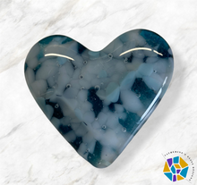 Load image into Gallery viewer, Glass Hearts - 7cm - Random Selection
