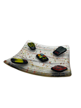 Load image into Gallery viewer, Fused Glass 15cm x 15cm Bug Plate/Dish
